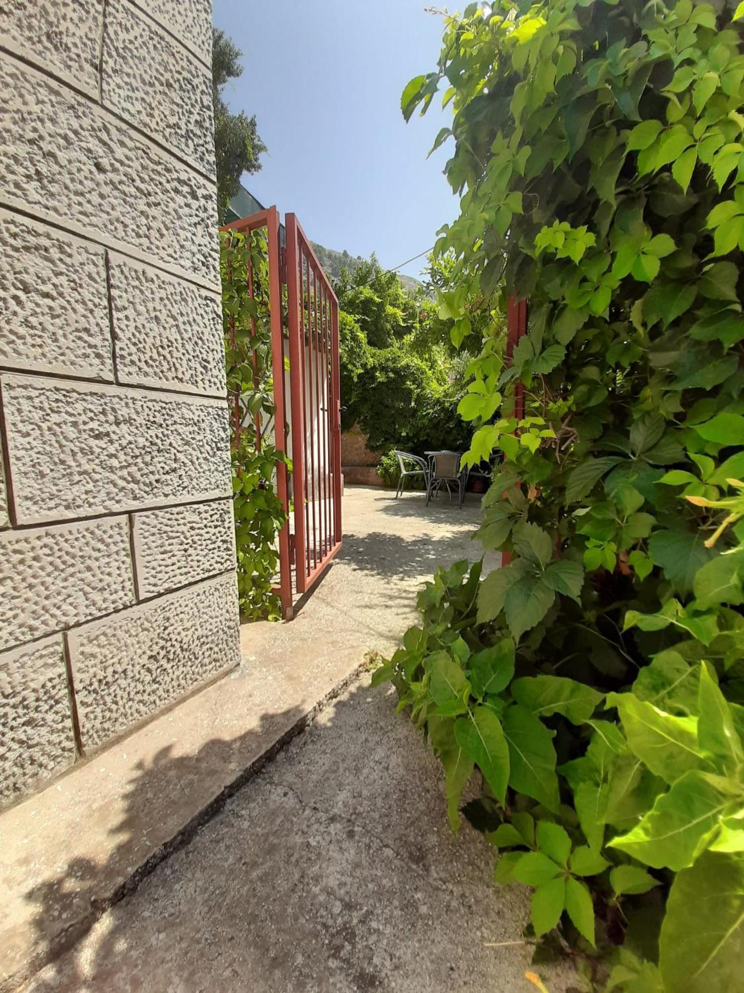 Studio Apartment Niko II 5 Min To Center Ντουμπρόβνικ Εξωτερικό φωτογραφία